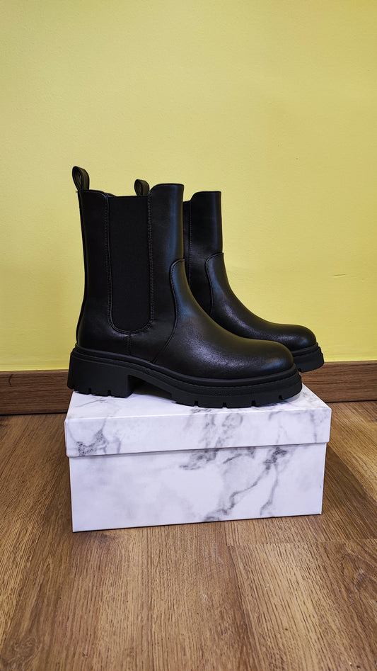 Stivaletti modello boots
