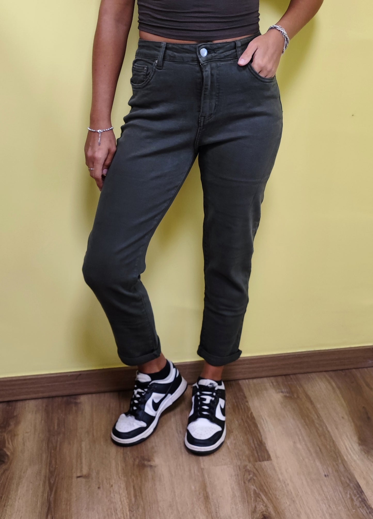 Jeans mom fit verde bosco