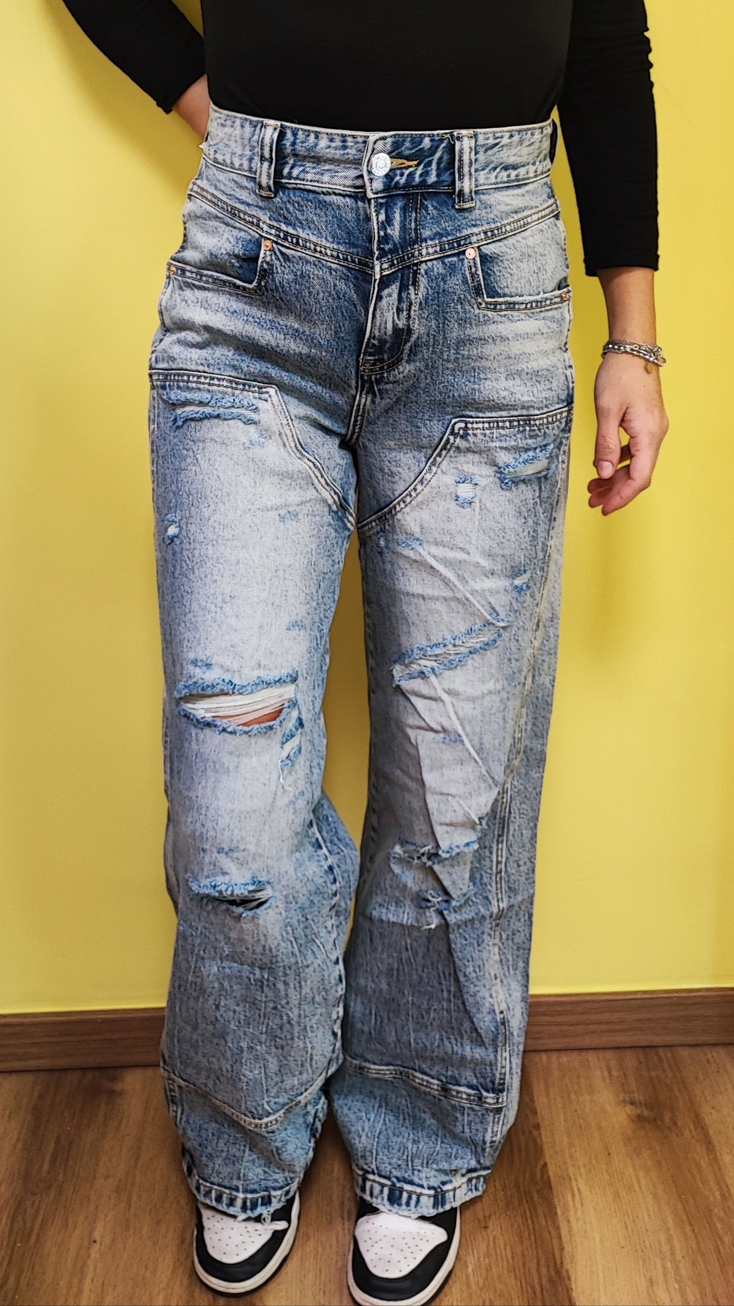 Jeans palazzo strappi