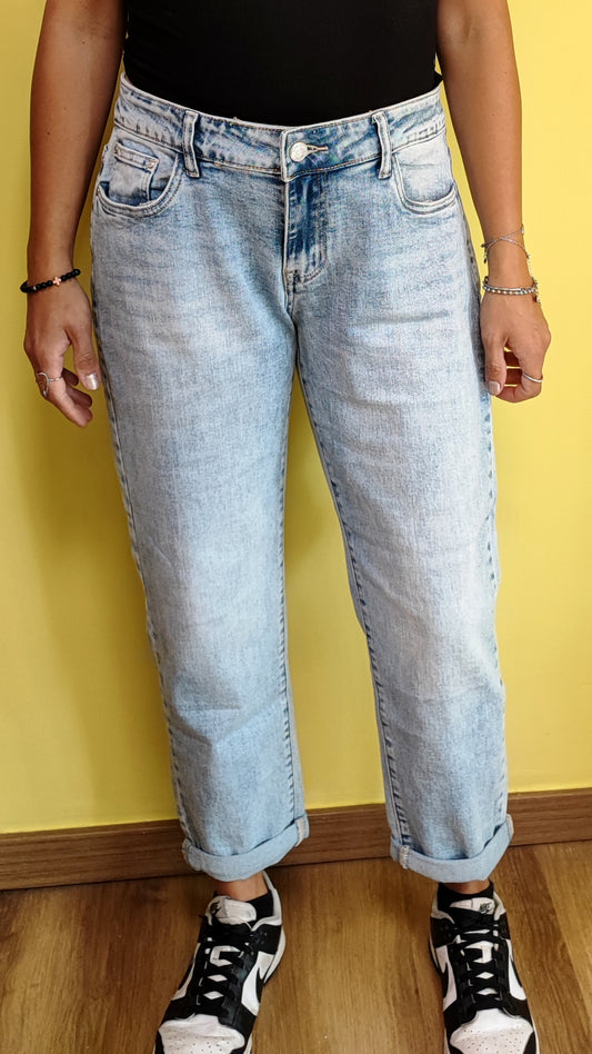 Jeans mom fit leggero lavaggio chiaro
